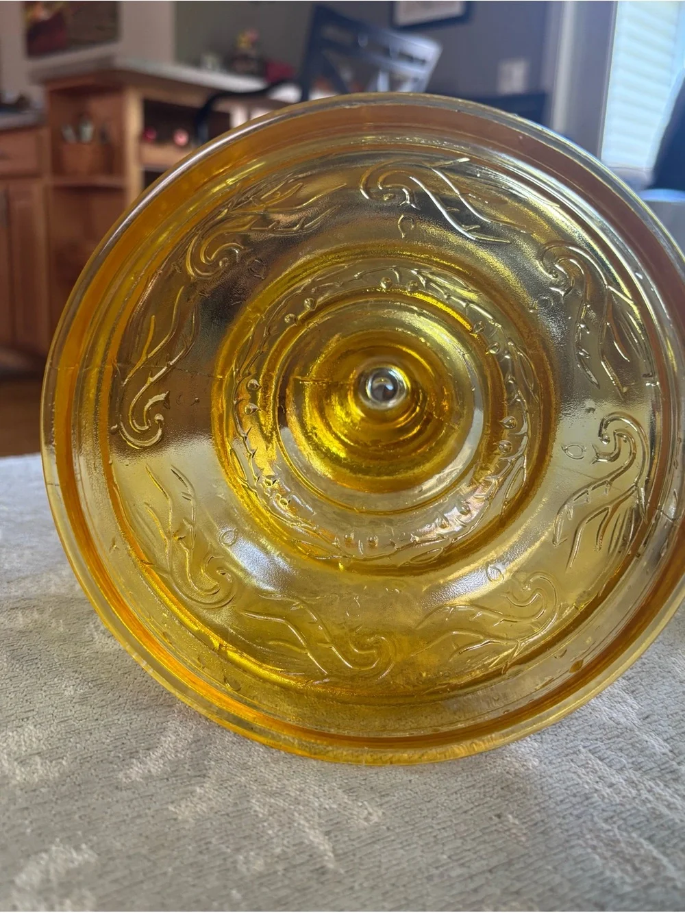Seagram’s Benchmark Premium Bourbon Amber Glass Oil Lamp